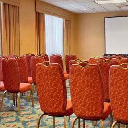 Hilton Fort Lauderdale Airport Dania Beach Bagian luar foto