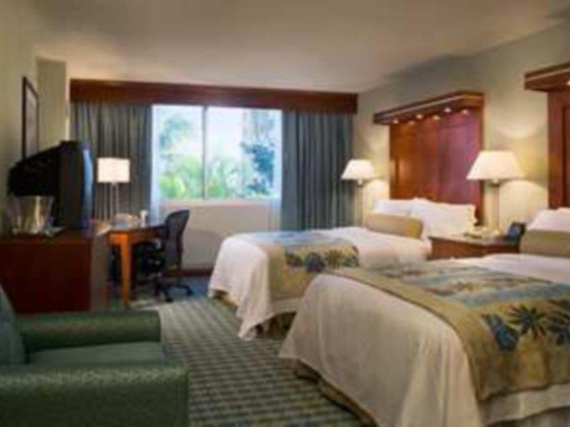 Hilton Fort Lauderdale Airport Dania Beach Bagian luar foto